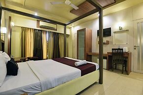 Glitz Hotels Devanshi Inn