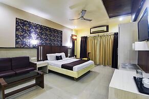 Glitz Hotels Devanshi Inn
