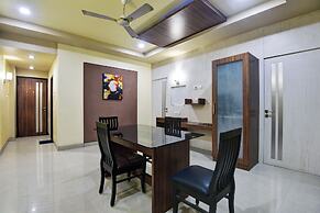 Glitz Hotels Devanshi Inn