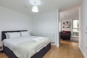 Lounge Light in Bristol