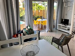 No1 Stylish Beach House With Pool