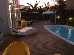 No1 Stylish Beach House With Pool