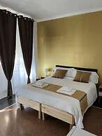 Genova Gold Rooms