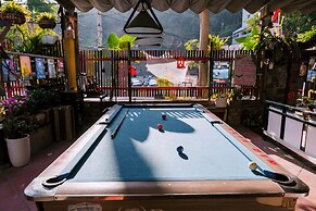 SECRET GARDEN Hostel - WANDERNEST Cat Ba