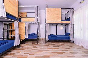 SECRET GARDEN Hostel - WANDERNEST Cat Ba