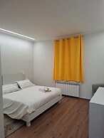 Garden Lodge