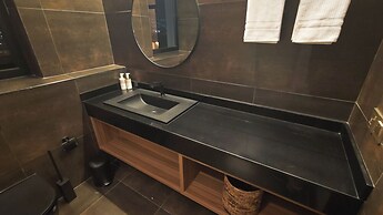 Akira Hotel