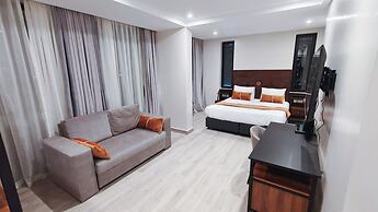 Akira Hotel