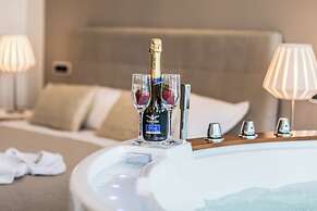4 Star Suite SPA