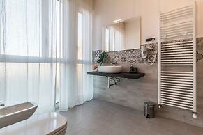 4 Star Suite SPA