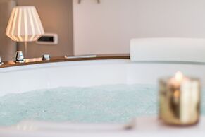4 Star Suite SPA