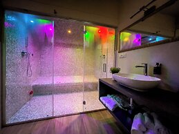 4 Star Suite SPA