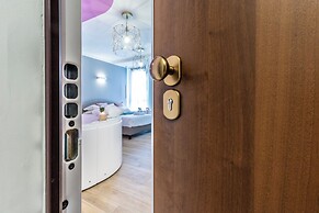 4 Star Suite SPA