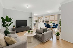 Stylish Queens Park Stay
