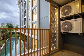 1BR with Pool Gym Great Location C246