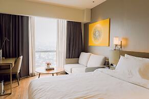 Hotel Residences at Acqua