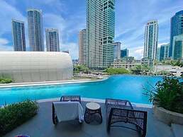 Hotel Residences at Acqua