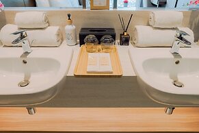 Hotel Residences at Acqua
