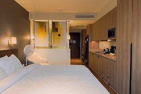 Hotel Residences at Acqua