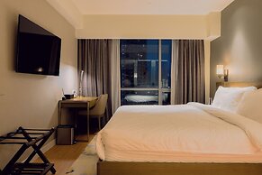Hotel Residences at Acqua