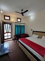 Sri Shakti Hotel & Restaurant