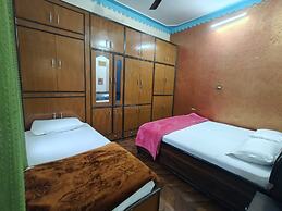 Sri Shakti Hotel & Restaurant