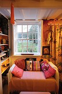 Artists Hideaway in Cowfold