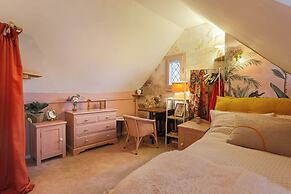 Artists Hideaway in Cowfold