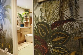 Artists Hideaway in Cowfold