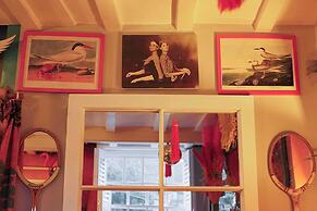 Artists Hideaway in Cowfold