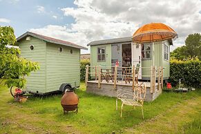 Orchard View Shepherds Hut