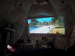 Romantic Lakeview Dome