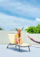YUVi blue maldives