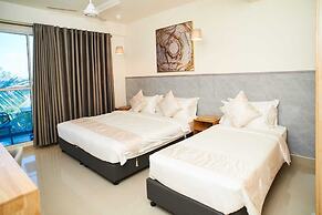 YUVi blue maldives