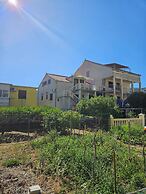 Apartment Antica Ground Floor Sleeps 5