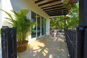 Fantastic 7 Bungalow Private Resort BR7