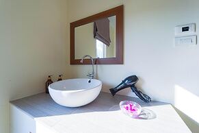 Fantastic 7 Bungalow Private Resort BR7