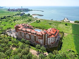 Sanders Solemare - Super 1 Bdr Apt With Balcony
