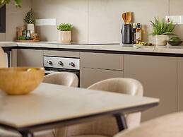 Sanders Solemare - Super Studio With Balcony