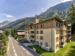 Chic Apartment With Balcony Near Chamonix Centre