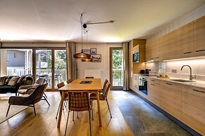 Chic Apartment With Balcony Near Chamonix Centre