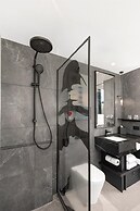 Radisson RED Auckland