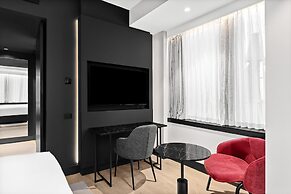 Radisson RED Auckland