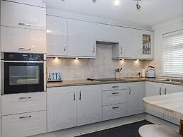 8 Thurlestone Rock
