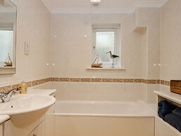 8 Thurlestone Rock