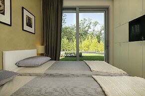 Modern Oasis Overlooking Lake Maggiore