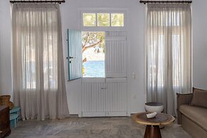 Aelios Cycladic House