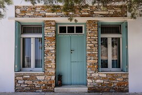 Aelios Cycladic House