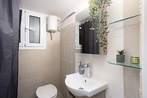 Central Athens Fully-equipped Getaway in Victoria