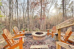 Fish & Hike: Wooded Circle P Cabin in Murphy